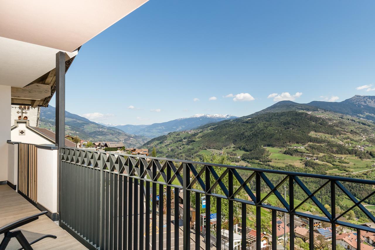 Roesslwirt Hotel Barbiano  Exterior foto